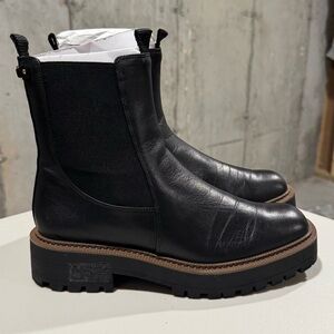 Sam Edelman Size 10 Black Leather Laguna Chelsea Lug Sole Waterproof Boots
